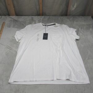 VRST Shirt Men XXL White Stretch Short Sleeve Pocket Crew Neck Casual Active NWT